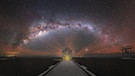Leuchtende Milchstraße über dem Hilfsteleskop des VLT. | Bild: ESO/Y. Beletsky