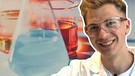Laurin, Student Pharmazie, 8. Semester, Universität Erlagen-Nürnberg | Bild: BR | Christoph Hölzl | picture-alliance/dpa (Hintergrund)