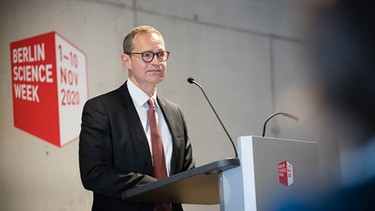Michael Müller, Bürgermeister in Berlin, auf der Pressekonferenz der Berlin Scence Week 2020  | Bild: Berlin Science Week / Falling Walls Foundation gGmbH
