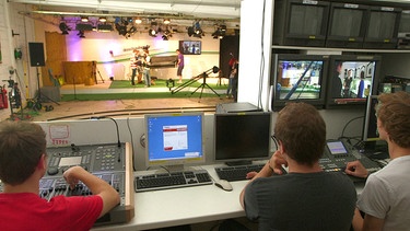 Studenten- TV Studio und Regieraum | Bild: BR
