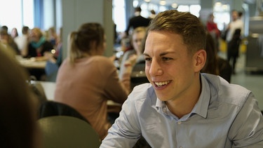 Clemens studiert Sozialpädagogik an der Hochschule Eichstätt | Bild: BR