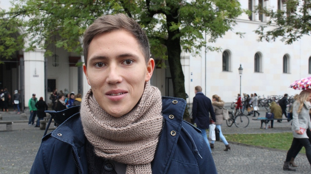 Umfrage bei Münchner Studenten, nach ihren Auslandsplänen: Florian, 20, 1. Semester BWL | Bild: Bayerischer Rundfunk