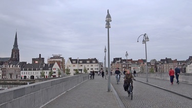 Brücke über die Maas in Maastricht | Bild: BR