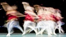 Tänzer in Bewegung | Bild: picture-alliance/dpa