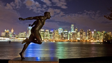 Stadtansicht von Vancouver bei Nacht | Bild: picture-alliance/dpa