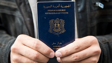Syrischer Pass | Bild: picture-alliance/dpa