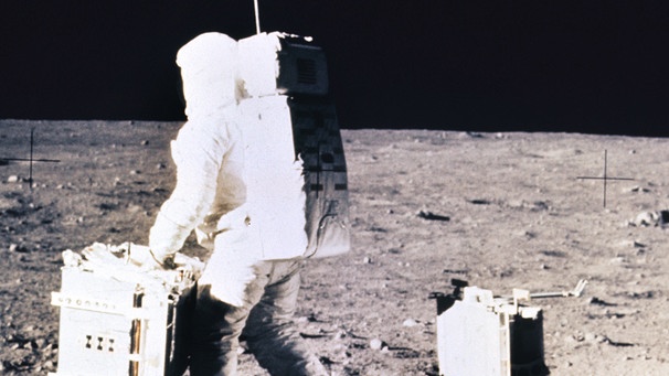 Men on the moon | Bild: picture-alliance/dpa