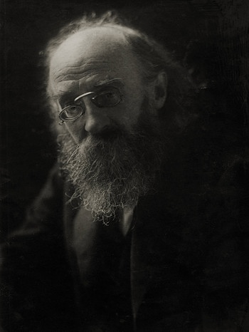 Kurt Eisner (1867-1919), Porträtaufnahme  um 1918 von Germaine Krull | Bild: picture-alliance/dpa