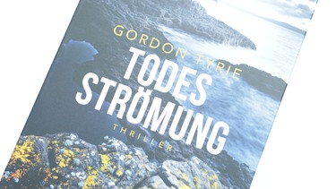 Buchcover von Gorden Tyrie, "Todesströmung" | Bild: Droemer Verlag | Foto: BR-Studio Franken