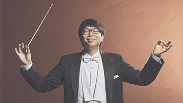 Dirigent Kahchun Wong | Bild: © Torsten Hoenig