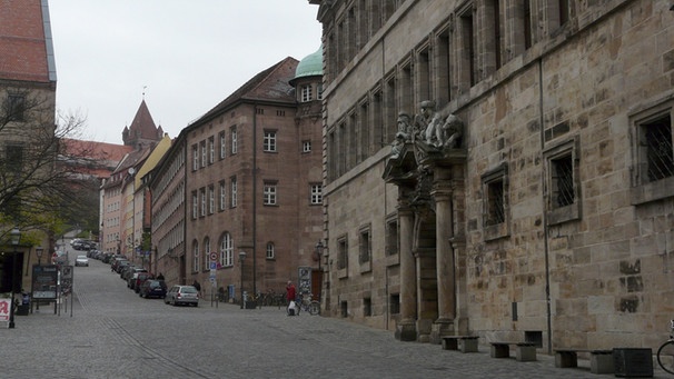 Blick vom alten Rathaus zur Nürnberger Burg | Bild: BR-Studio Franken/Inga Pflug