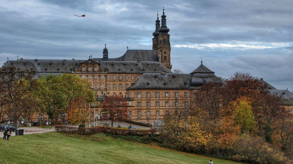 Tagungsstätte Kloster Banz im Herbstmantel. | Bild: Maria Zemsch, Scheßlitz, 05.11.2020