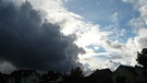 Geteilter Himmel am Nachmittag in Tröstau. | Bild: Günter Lorke, Tröstau, 07.10.2021