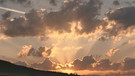 Der Sonnenaufgang. Bei diesem wunderschönen Strahlen muss ich einfach nochmal ein Bild schicken. | Bild: Andrea Engelhard, Reichenschwand, 11.09.2023