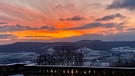 Sonnenaufgang überm Maintal von Kloster Banz aus fotografiert. | Bild: Karl Freller, Schwabach, 16.01.2024