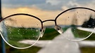 Wenn man bei Regen walken geht, hat man mit Brille schlechte Sicht auf Wassermungenau. | Bild: Kerstin Mahr, Wassermungenau, 23.03.2024