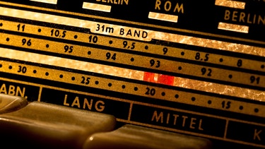 Grundig-Röhrenradios aus den 1950er Jahren  | Bild: picture-alliance/dpa