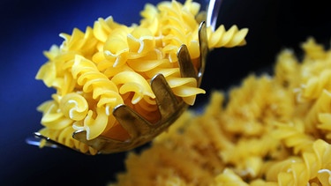Pasta steckt voller Kohlenhydrate, schlecht zum Abnehmen | Bild: picture-alliance/dpa