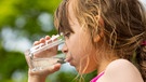 Kinder sollen Wasser trinken | Bild: colourbox.com