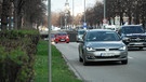 Autos auf der Straße | Bild: Bayerischer Rundfunk 2024