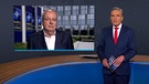 BR24 Moderator Stefan Scheider im Gespräch mit ARD-Korrespondent Heribert Roth in Brüssel | Bild: Bayerischer Rundfunk 2024