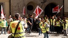 Streikende Klinikmitarbeiter in Regensburg | Bild: Bayerischer Rundfunk 2024