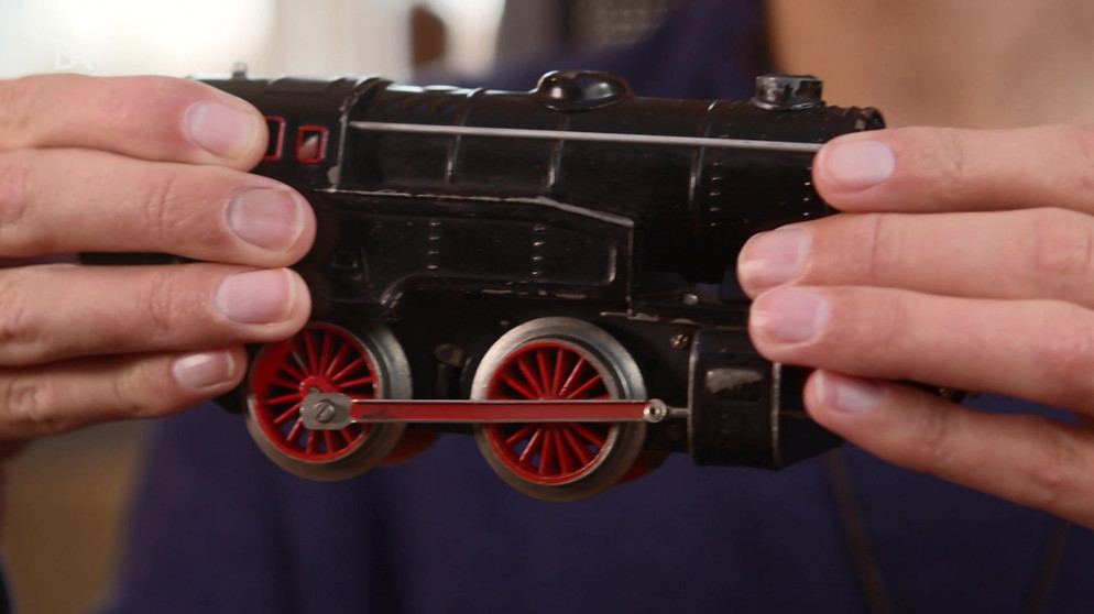 Spielzeug-Lokomotive | Bild: BR Fernsehen