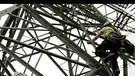 Arbeit an Strommasten | Bild: Bayerischer Rundfunk 2023