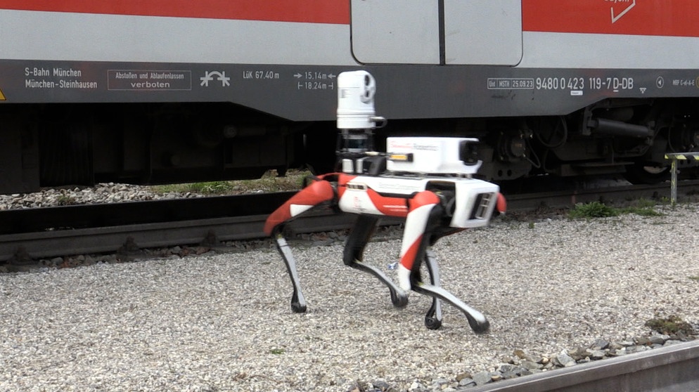 Deutsche Bahn - Roboterhund soll Sprayer aufspüren | Bild: Bayerischer Rundfunk 2024