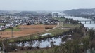 Deggendorf: Parkplatzsuche auf der Donau | Bild: Bayerischer Rundfunk 2024