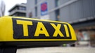 Taxischild | Bild: Bayerischer Rundfunk 2024