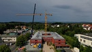 Amt Ländliche Entwicklung  - Sanierung mit dem Riesenkran | Bild: Bayerischer Rundfunk 2023