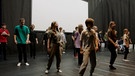 Jugendliche proben Theaterstück | Bild: Bayerischer Rundfunk 2023