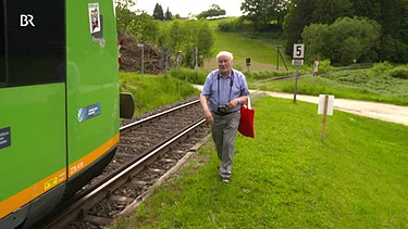 Eisenbahnkenner Siegfried Bufe | Bild: Bayerischer Rundfunk