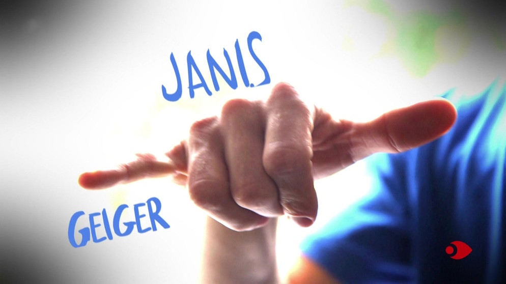 Gebärdensprachname von Janis mit Texteinblendung | Bild: BR Fernsehen