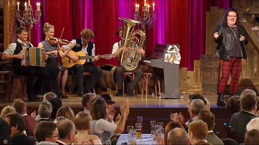 Barbara Preis in der Volkssänger-Revue Brettl-Spitzen XXIII | Bild: Bayerischer Rundfunk 2023