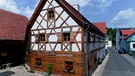 Ein Fachwerkhaus wird renoviert | Bild: Bayerischer Rundfunk
