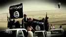 IS-Mitglieder mit Flaggen | Bild: Bayerischer Rundfunk