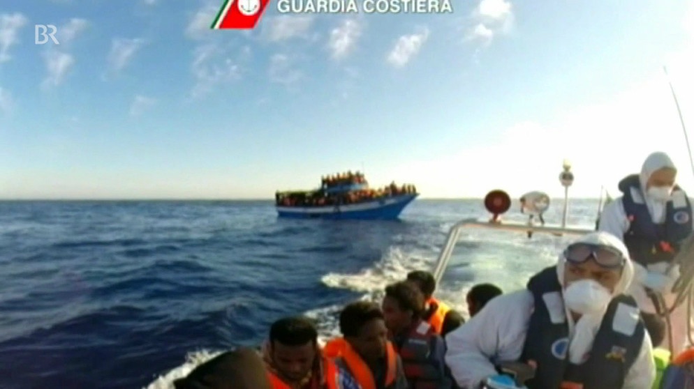 Boote auf dem Mittelmeer | Bild: Bayerischer Rundfunk