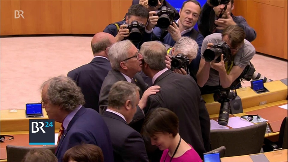 Juncker und Farage in Brüssel | Bild: Bayerischer Rundfunk