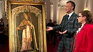 Heiliger Ulrich im Rahmen des Heiligen Ambrosius | Bild: Bayerischer Rundfunk
