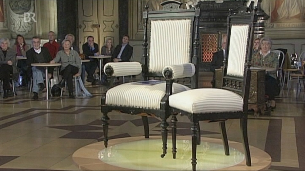 Historistisches Zimmer, zwei Sessel im Renaissancestil | Bild: Bayerischer Rundfunk