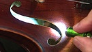 Mittenwalder Geige des Instrumentenbauers Anton Dietl | Bild: Bayerischer Rundfunk