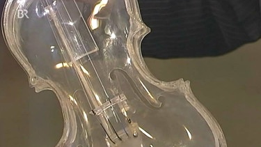 Plexiglas-Geige | Bild: Bayerischer Rundfunk