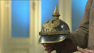 preussischer Helm | Bild: Bayerischer Rundfunk