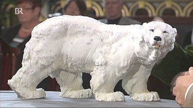 Eisbär der Porzellanmanufaktur Meissen | Bild: Bayerischer Rundfunk