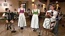 Der Familiengesang Hogger beim Musikantentreffen in Schönram. | Bild: Bayerischer Rundfunk