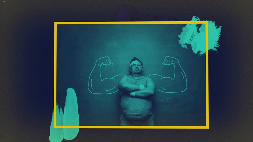 Mann mit großem Bauch und verschränkten Armen, im Hintergrund Zeichnung Muskelarme | Bild: Bayerischer Rundfunk
