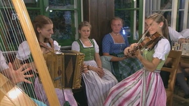 Jung und Frisch - Harfen Boarischer | Bild: Bayerischer Rundfunk