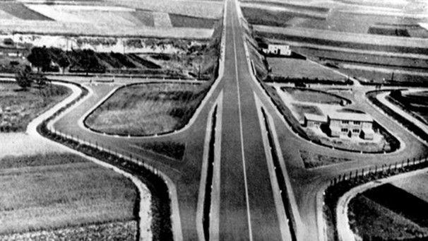 Autobahnkreuz Wesseling 1932. | Bild: picture-alliance/dpa